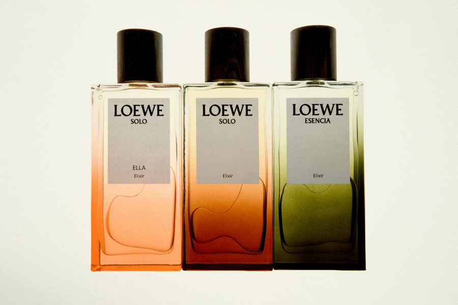Mùa lễ hội rực rỡ: Khi hương thơm Loewe trở thành món quà Giáng Sinh hoàn hảo Mùa lễ hội rực rỡ: Khi hương thơm Loewe trở thành món quà Giáng Sinh hoàn hảo