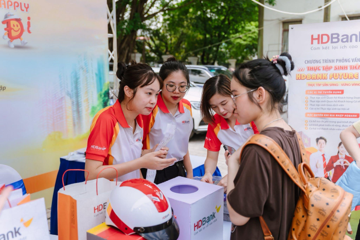 UEB Job Fair 2026: Bản hòa âm kết nối, bệ phóng kiến tạo tương lai thê hệ trẻ