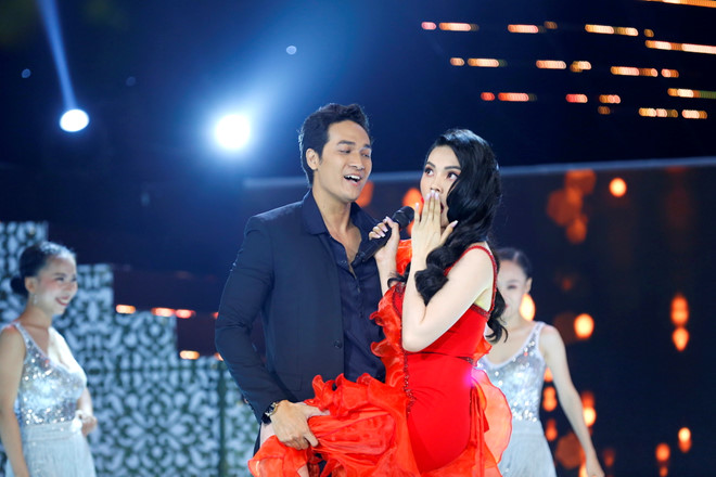 Liên tiếp dẫn đầu 2 đêm thi, Lily Chen vượt mặt Kha Ly và Hamlet Trương, dẫn đầu top 3 bảng nghệ sĩ Tình Bolero 2019