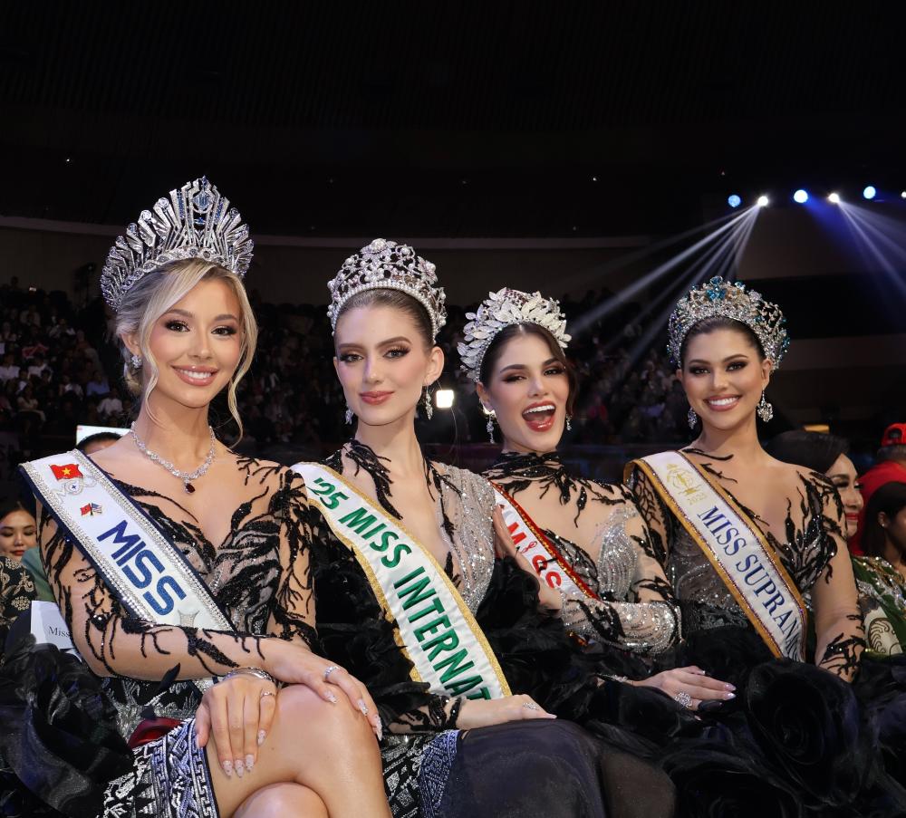 1 tuần công du tại Indonesia của Top 2 Miss Cosmo 2025, tham dự chung kết Puteri Indonesia 2026