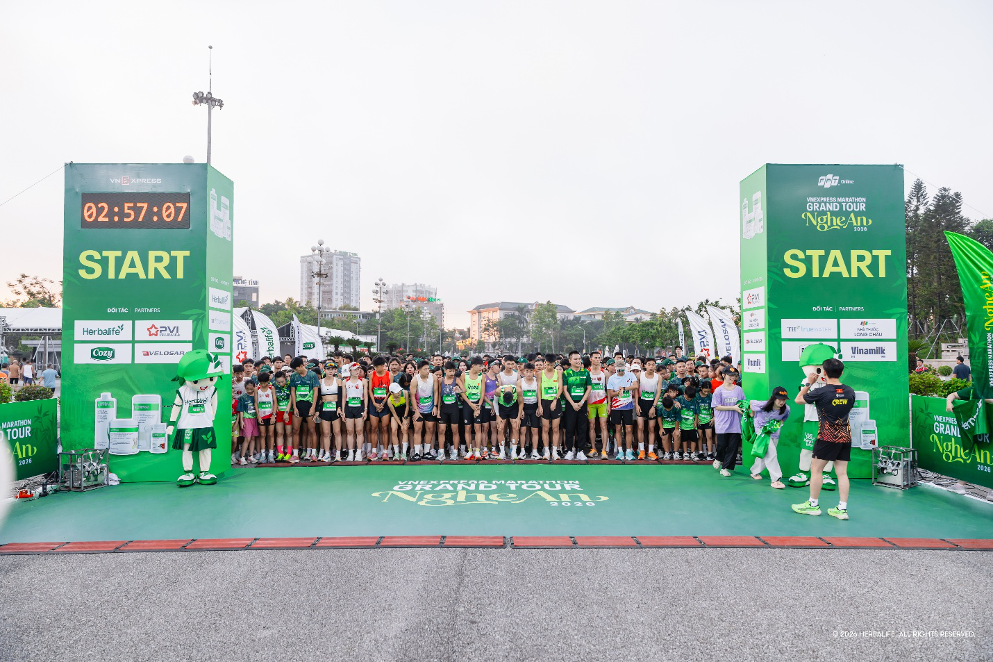 Herbalife Việt Nam tiếp tục phối hợp với VnExpress để khuyến khích lối sống lành mạnh với tư cách là Nhà tài trợ Kim cương cho giải VnExpress Marathon Grand Tour Nghệ An 2026