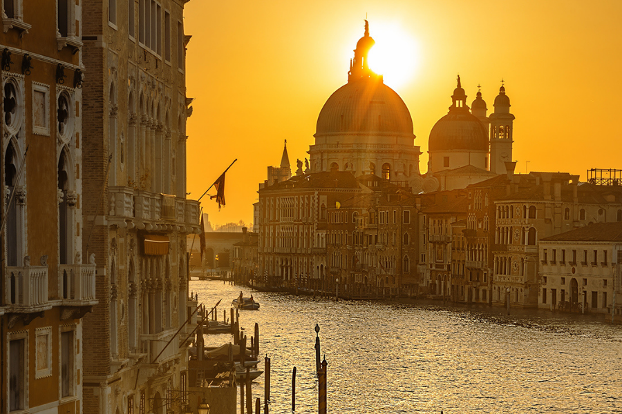 VENEZIA & ORIENTE: Khi VENICE chạm đến linh hồn phương Đông