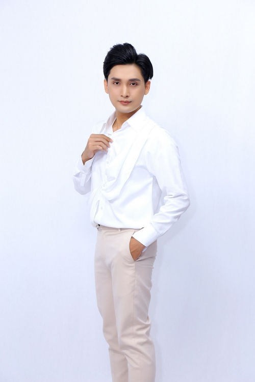 Ca sĩ Đoàn Tuấn từng bỏ ngang ca hát đi 